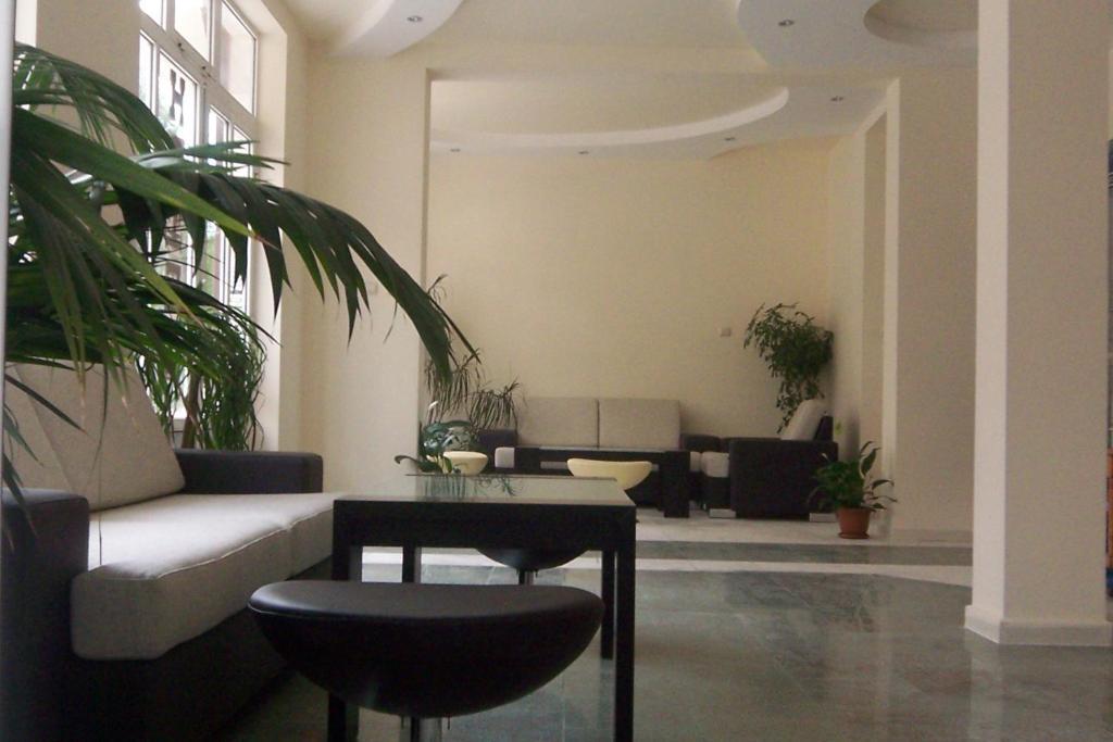 Peshev Family Hotel נסבר מראה חיצוני תמונה