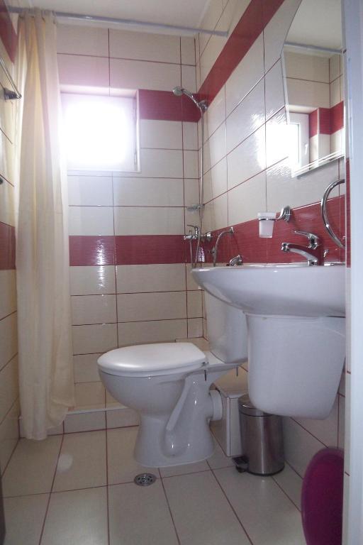 Peshev Family Hotel נסבר חדר תמונה